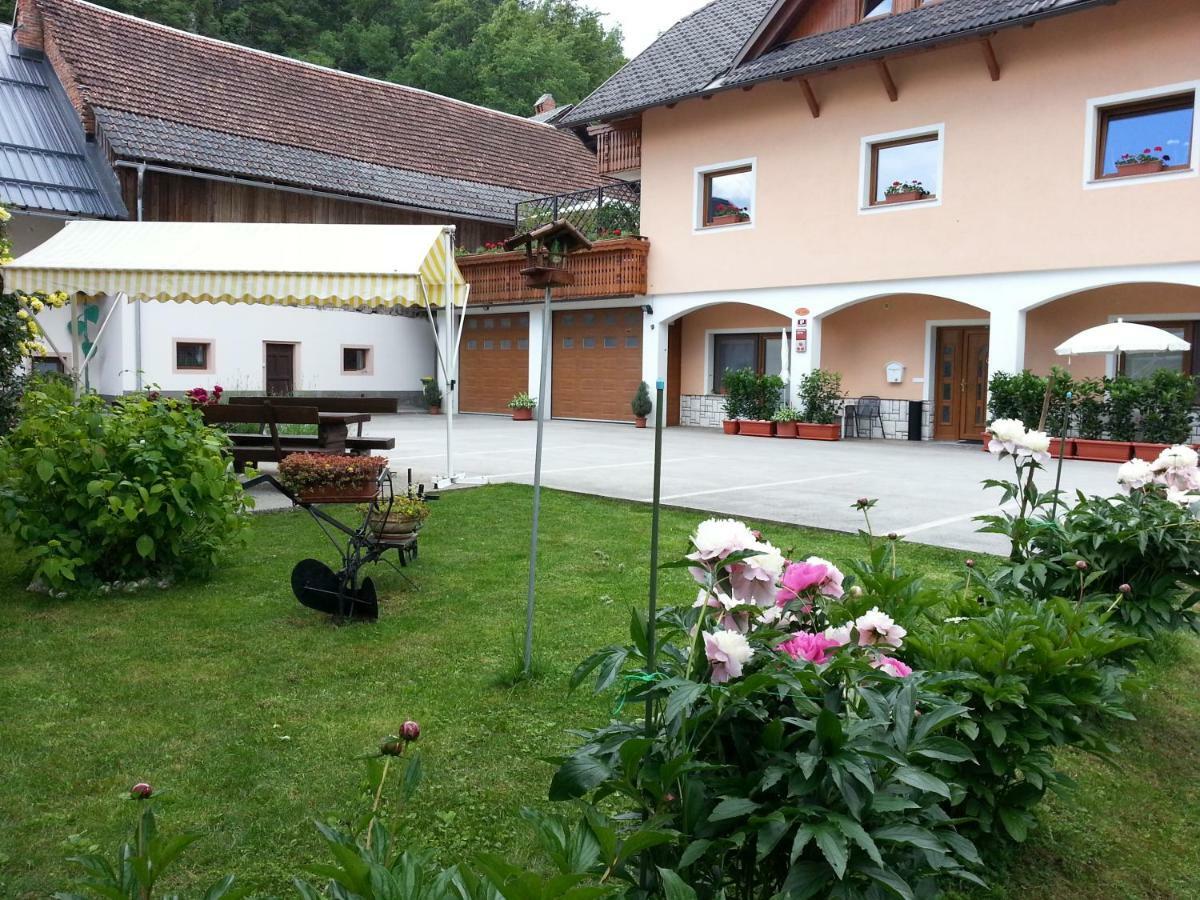 Apartmaji Mezan Блед Екстер'єр фото