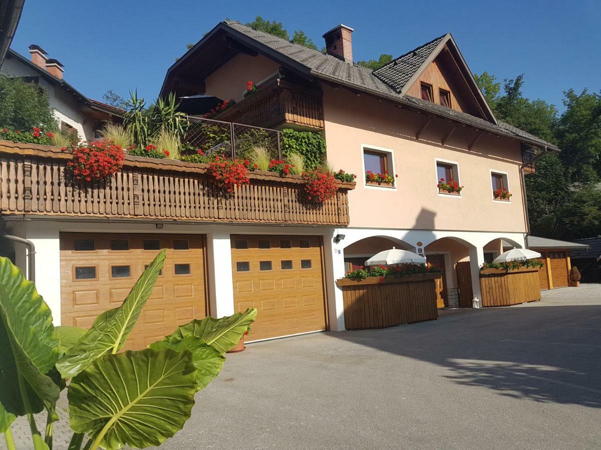 Apartmaji Mezan Блед Екстер'єр фото
