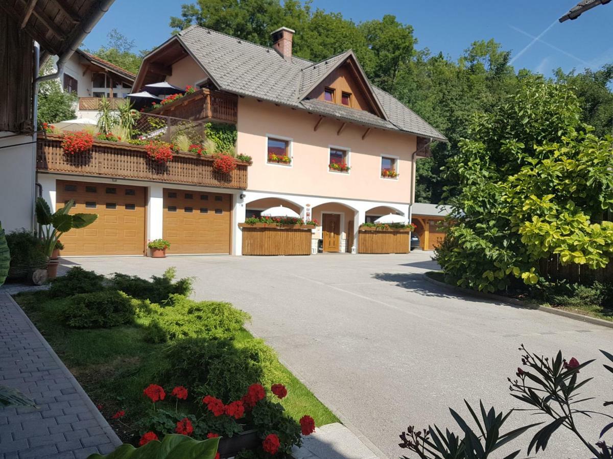Apartmaji Mezan Блед Екстер'єр фото